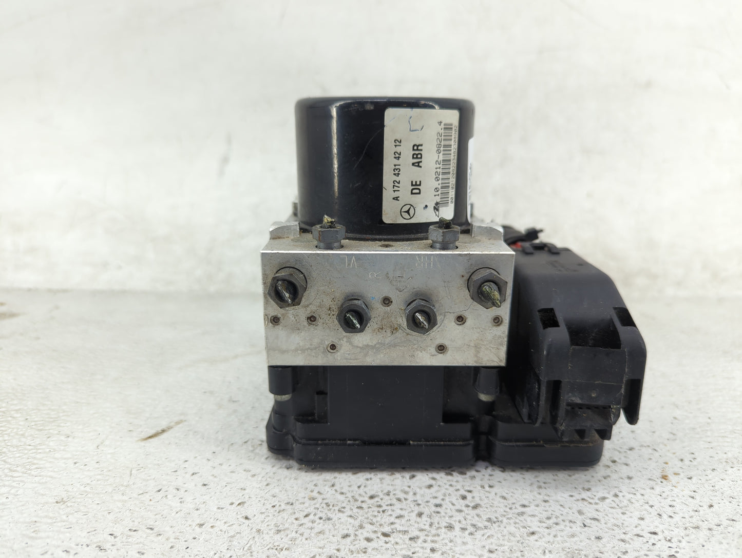 2013-2015 Mercedes-Benz C250 ABS Pump Control Module Replacement P/N:A1724314212 10.0212-0822.4 Fits Fits 2013 2014 2015 OEM