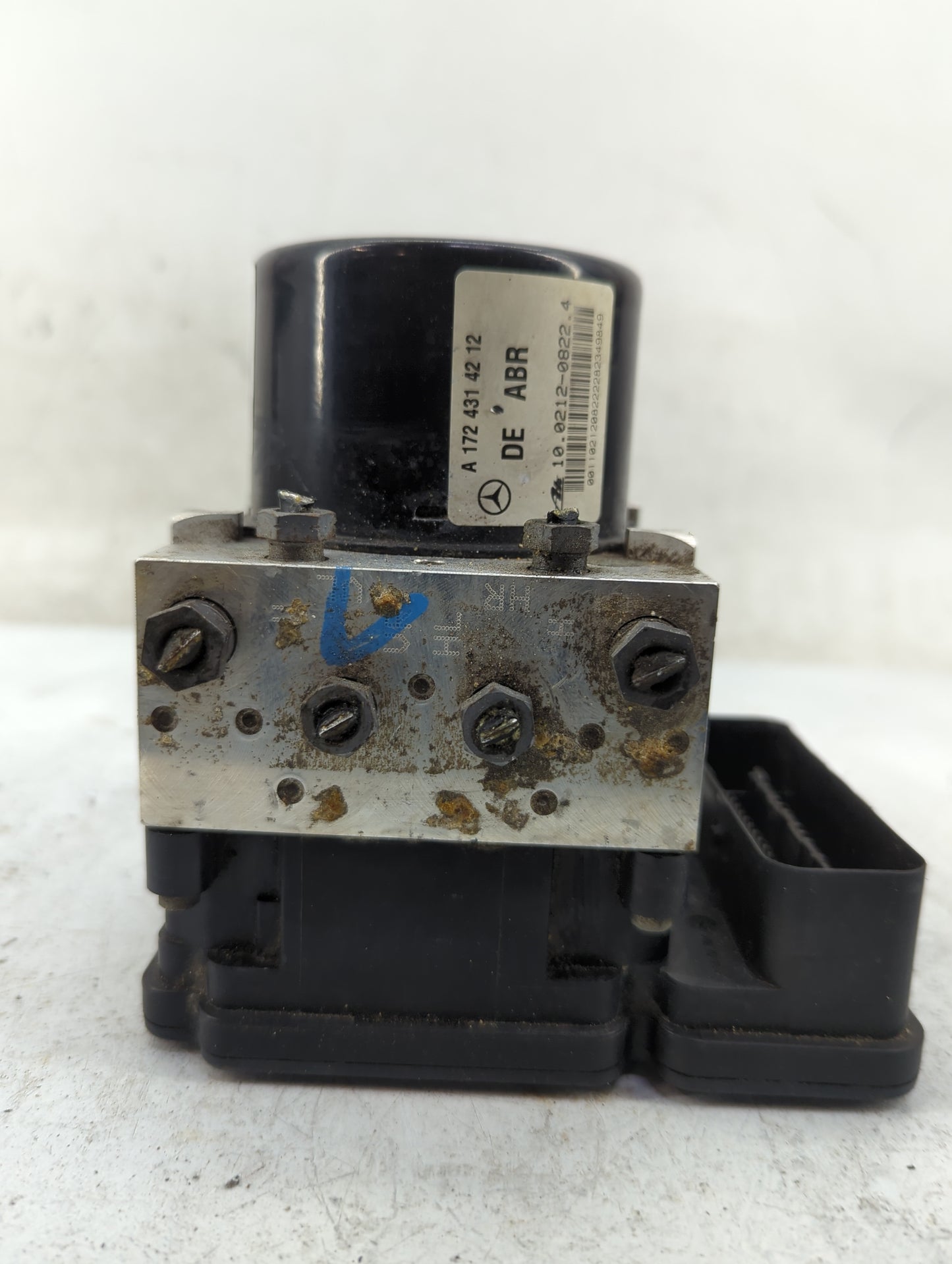2013-2015 Mercedes-Benz C250 ABS Pump Control Module Replacement P/N:A 172 904 40 00 Fits Fits 2013 2014 2015 OEM Used Auto 
