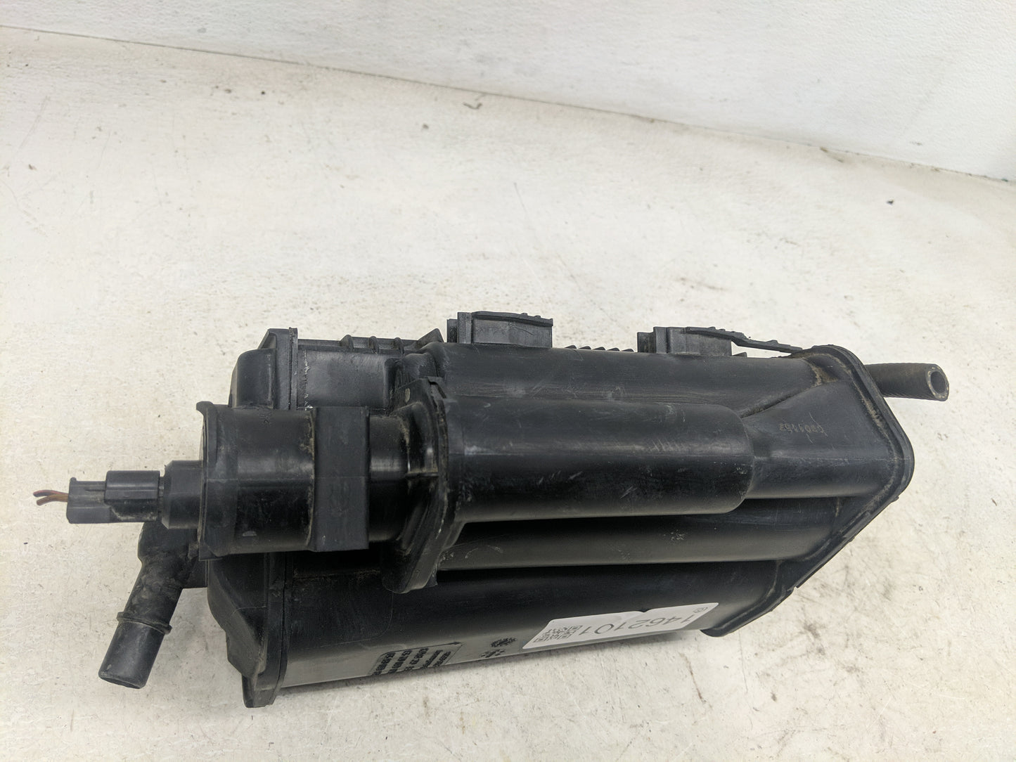 2013 Mercedes-benz C250 Fuel Vapor Charcoal Canister - Oemusedautoparts1.com