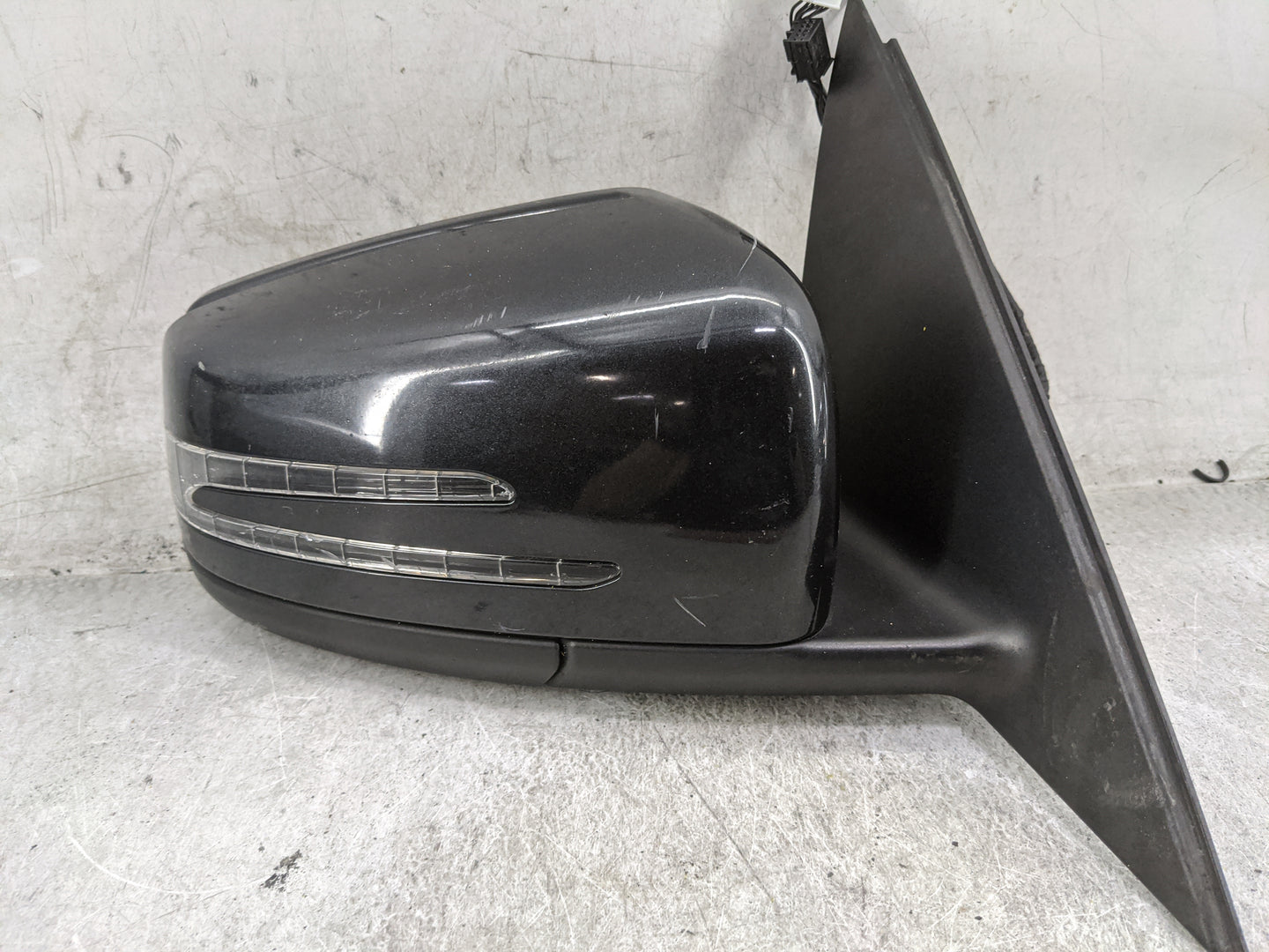 2012-2014 Mercedes-Benz C250 Driver Side View Mirror - Left Door Mirror OEM Used - Oemusedautoparts1.com