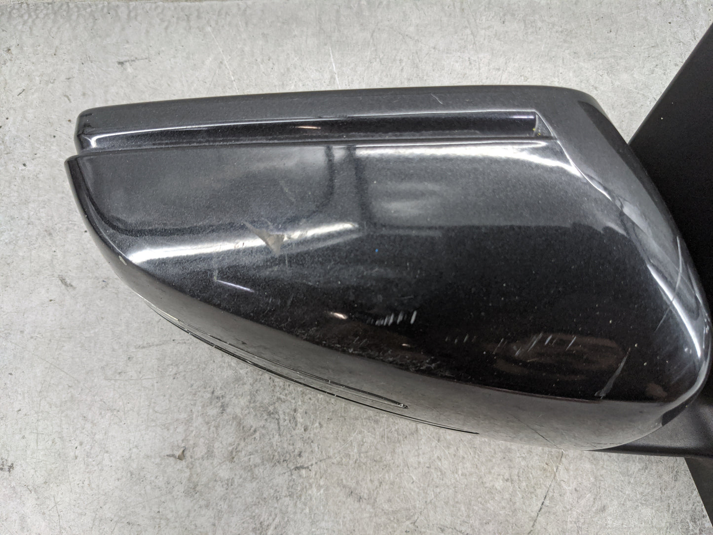 2012-2014 Mercedes-Benz C250 Driver Side View Mirror - Left Door Mirror OEM Used - Oemusedautoparts1.com