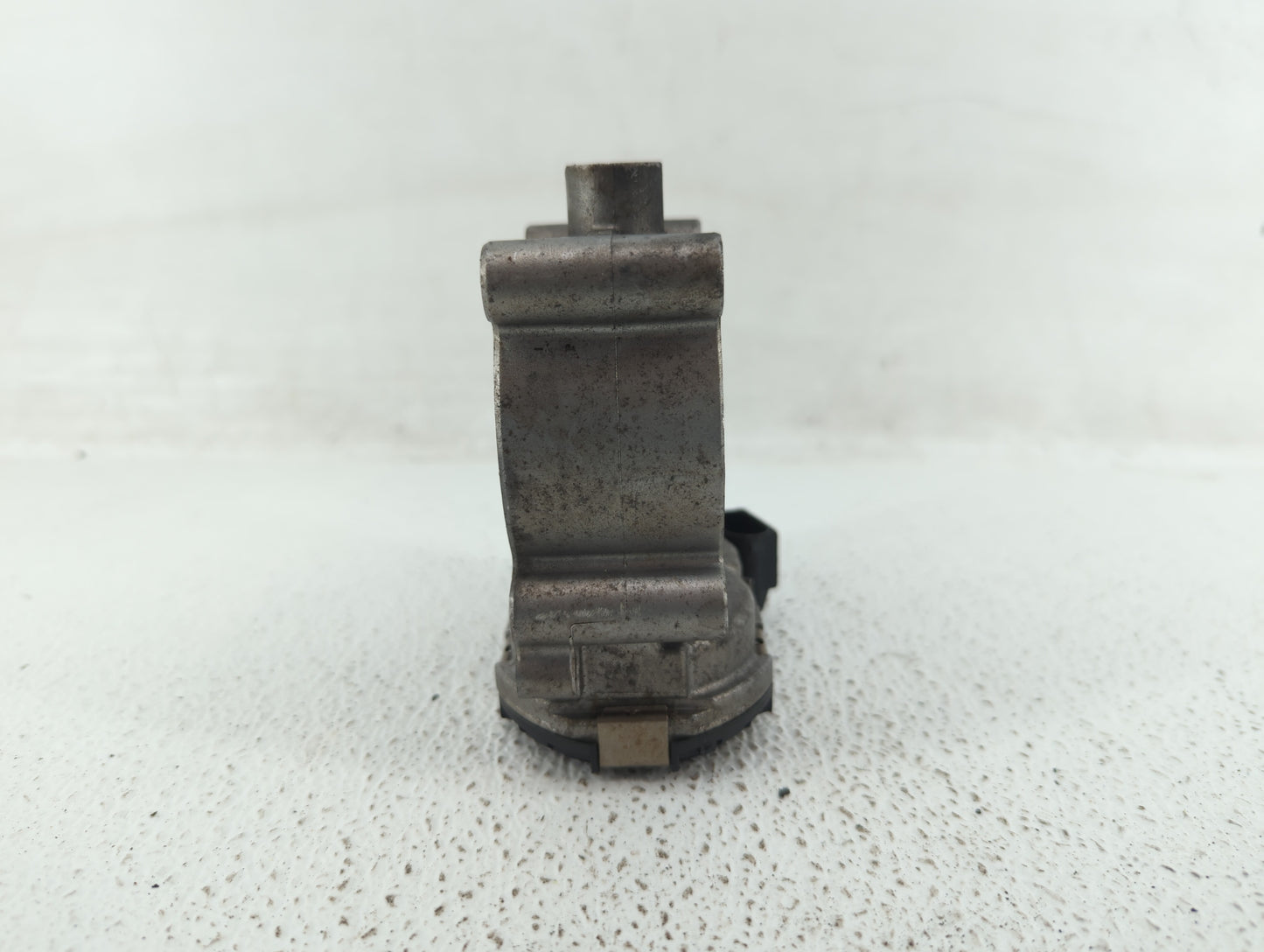 2012-2015 Mercedes-Benz C250 Throttle Body P/N:266 141 05 25 2661410525 Fits OEM Used Auto Parts - Oemusedautoparts1.com