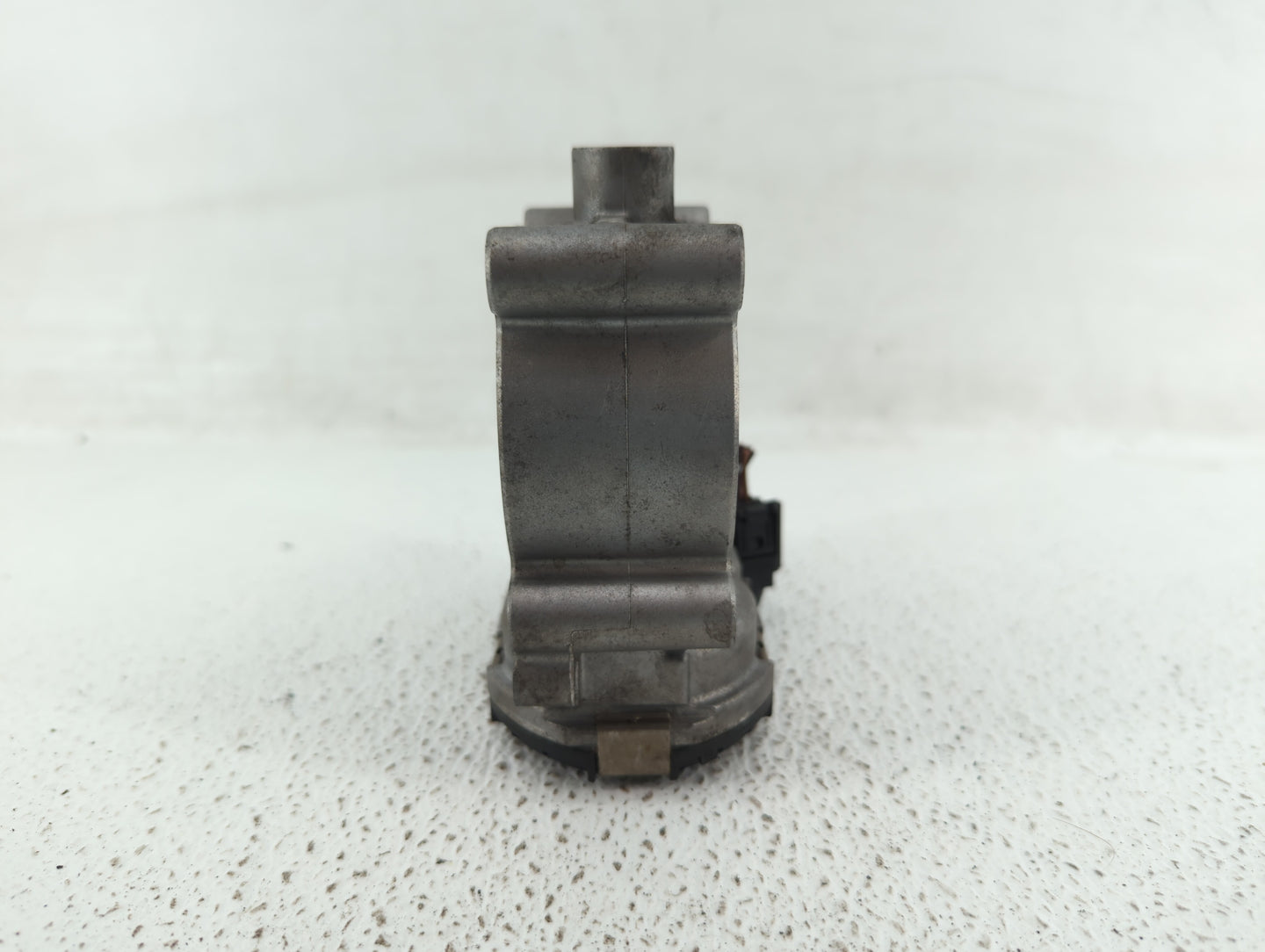2012-2015 Mercedes-Benz C250 Throttle Body P/N:266 141 05 25 2661410525 Fits OEM Used Auto Parts - Oemusedautoparts1.com