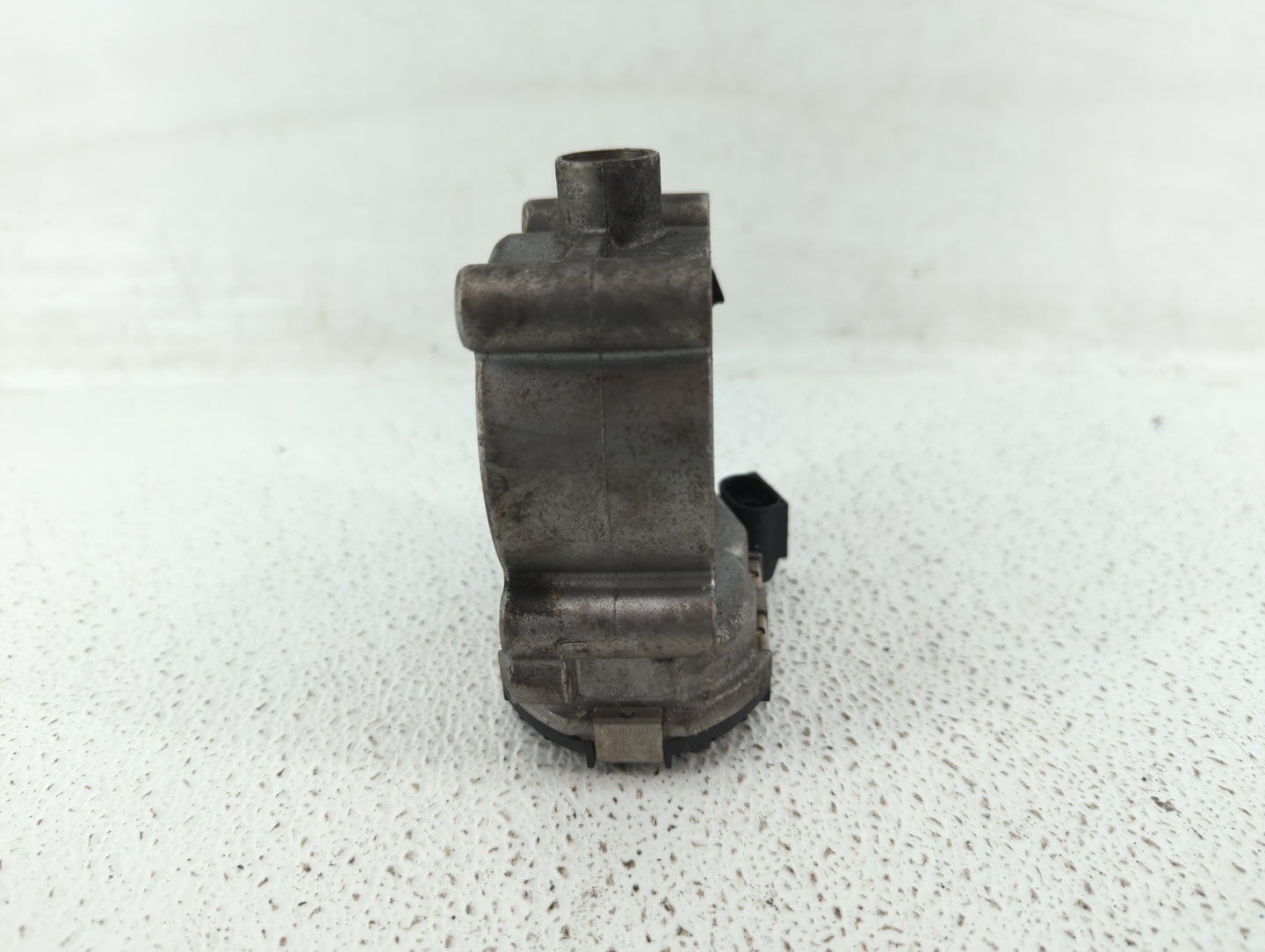 2012-2015 Mercedes-Benz C250 Throttle Body P/N:266 141 05 25 2661410525 Fits OEM Used Auto Parts - Oemusedautoparts1.com
