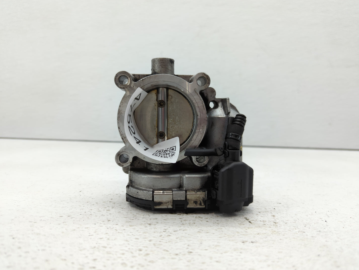 2012-2015 Mercedes-Benz C250 Throttle Body P/N:266 141 05 25 2661410525 Fits OEM Used Auto Parts - Oemusedautoparts1.com