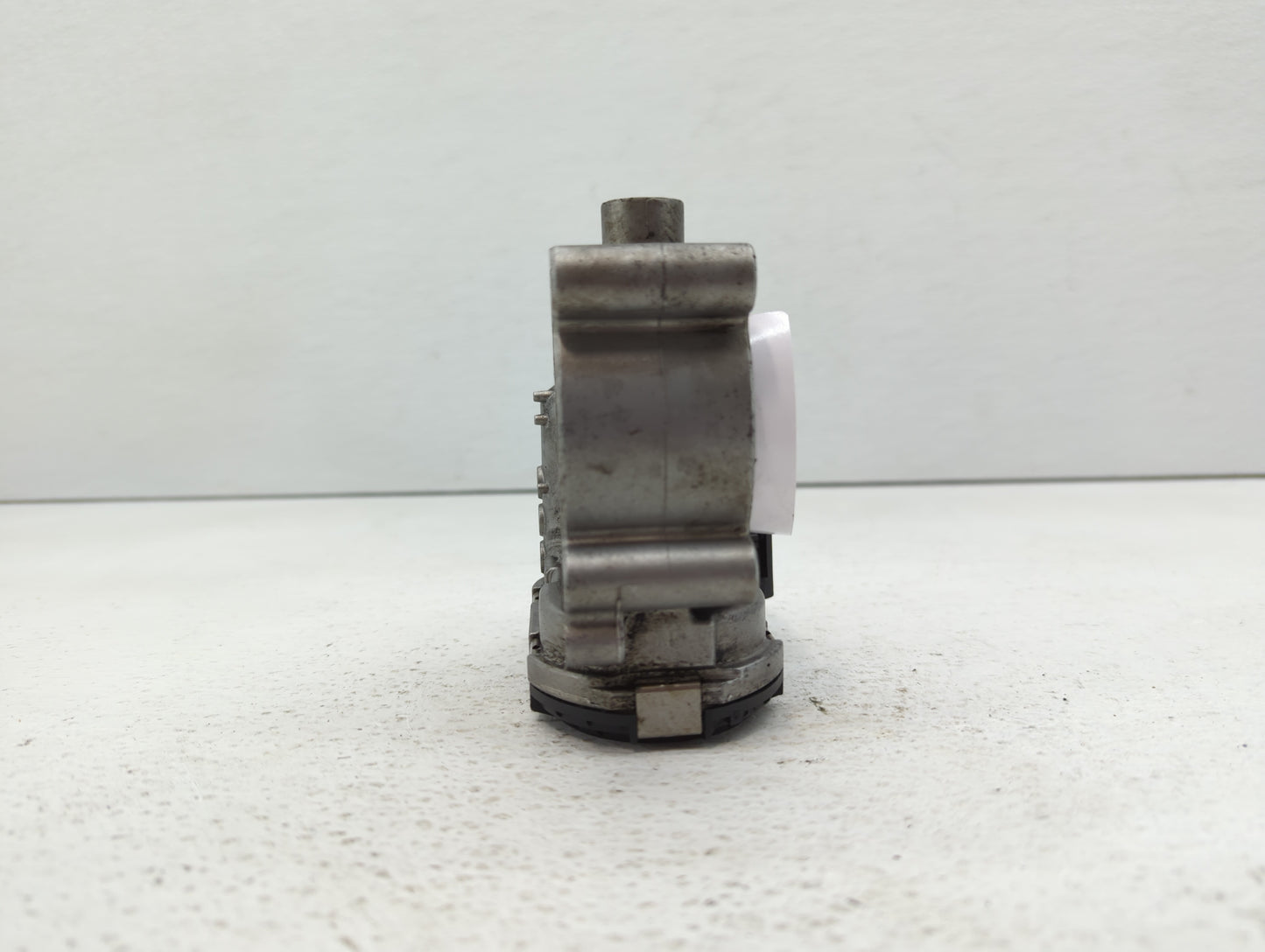 2012-2015 Mercedes-Benz C250 Throttle Body P/N:266 141 05 25 2661410525 Fits OEM Used Auto Parts - Oemusedautoparts1.com