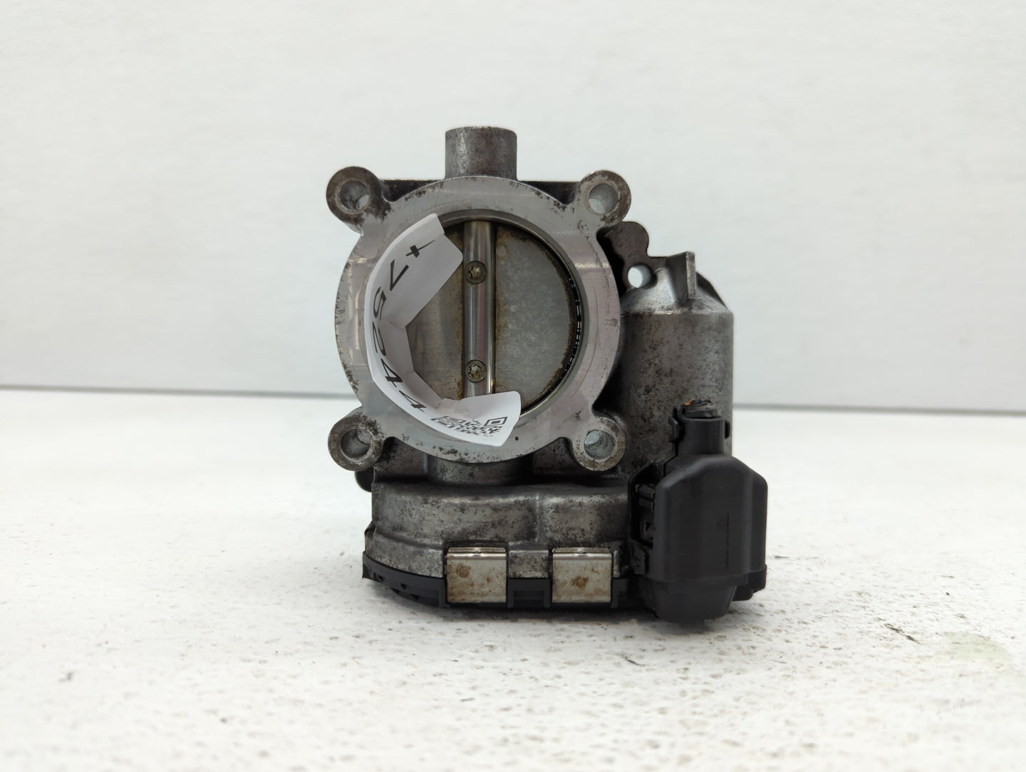 2012-2015 Mercedes-Benz C250 Throttle Body P/N:266 141 05 25 2661410525 Fits OEM Used Auto Parts - Oemusedautoparts1.com