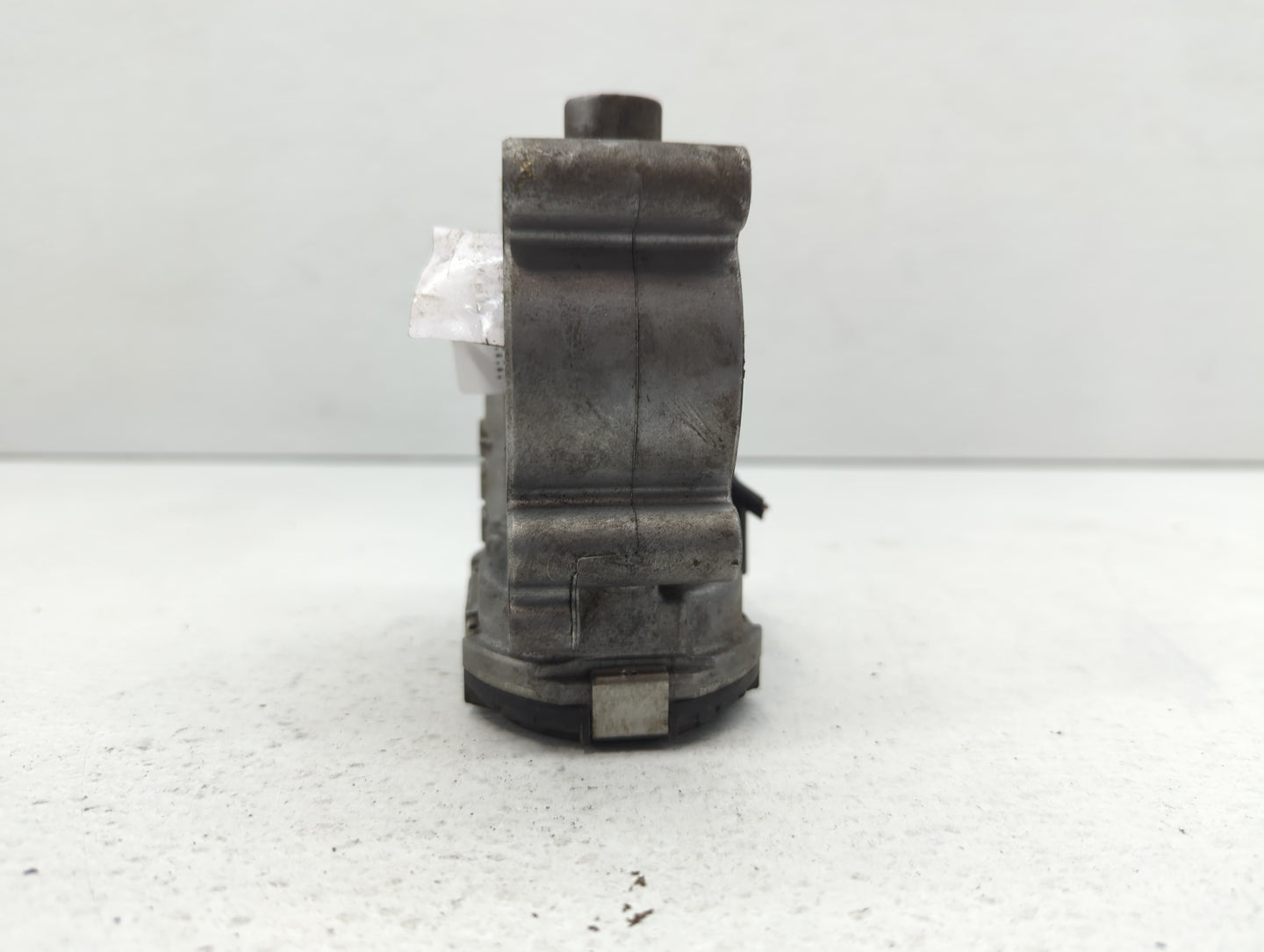 2012-2015 Mercedes-Benz C250 Throttle Body P/N:266 141 05 25 2661410525 Fits OEM Used Auto Parts - Oemusedautoparts1.com
