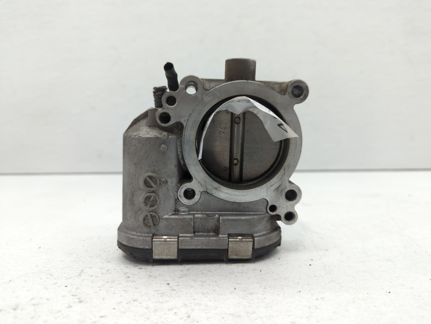 2012-2015 Mercedes-Benz C250 Throttle Body P/N:266 141 05 25 2661410525 Fits OEM Used Auto Parts - Oemusedautoparts1.com