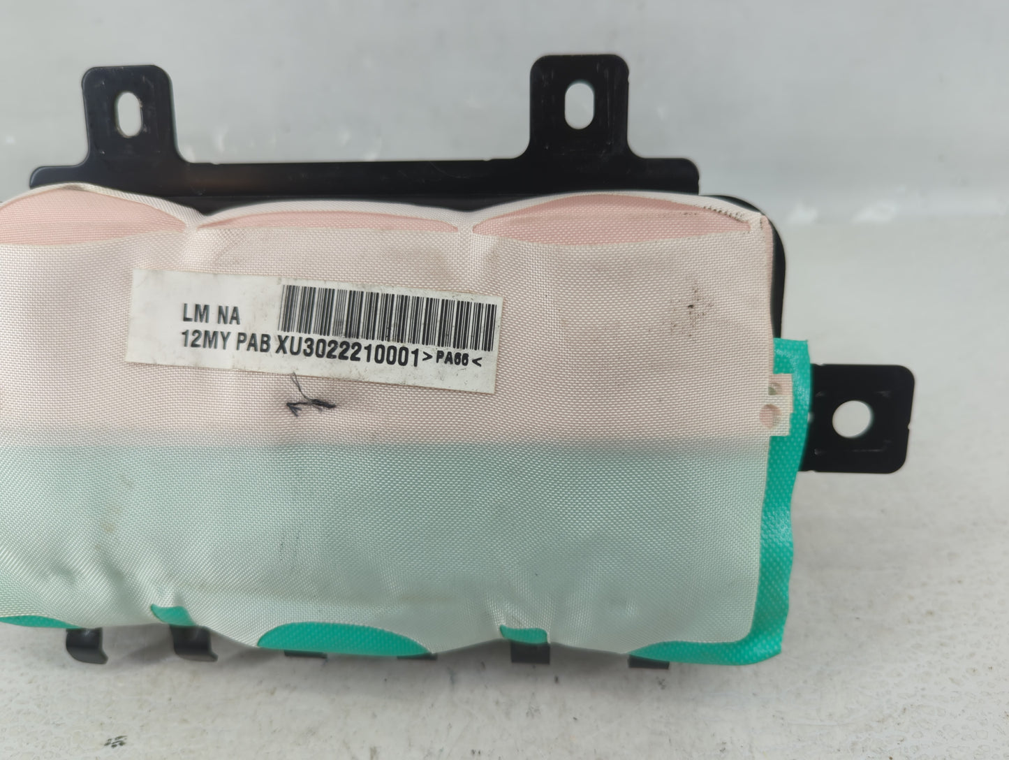 2010-2015 Mercedes-Benz C250 Air Bag Driver Left Steering Wheel Mounted P/N:BAM-PT1-1722 Fits OEM Used Auto Parts - Oemuseda