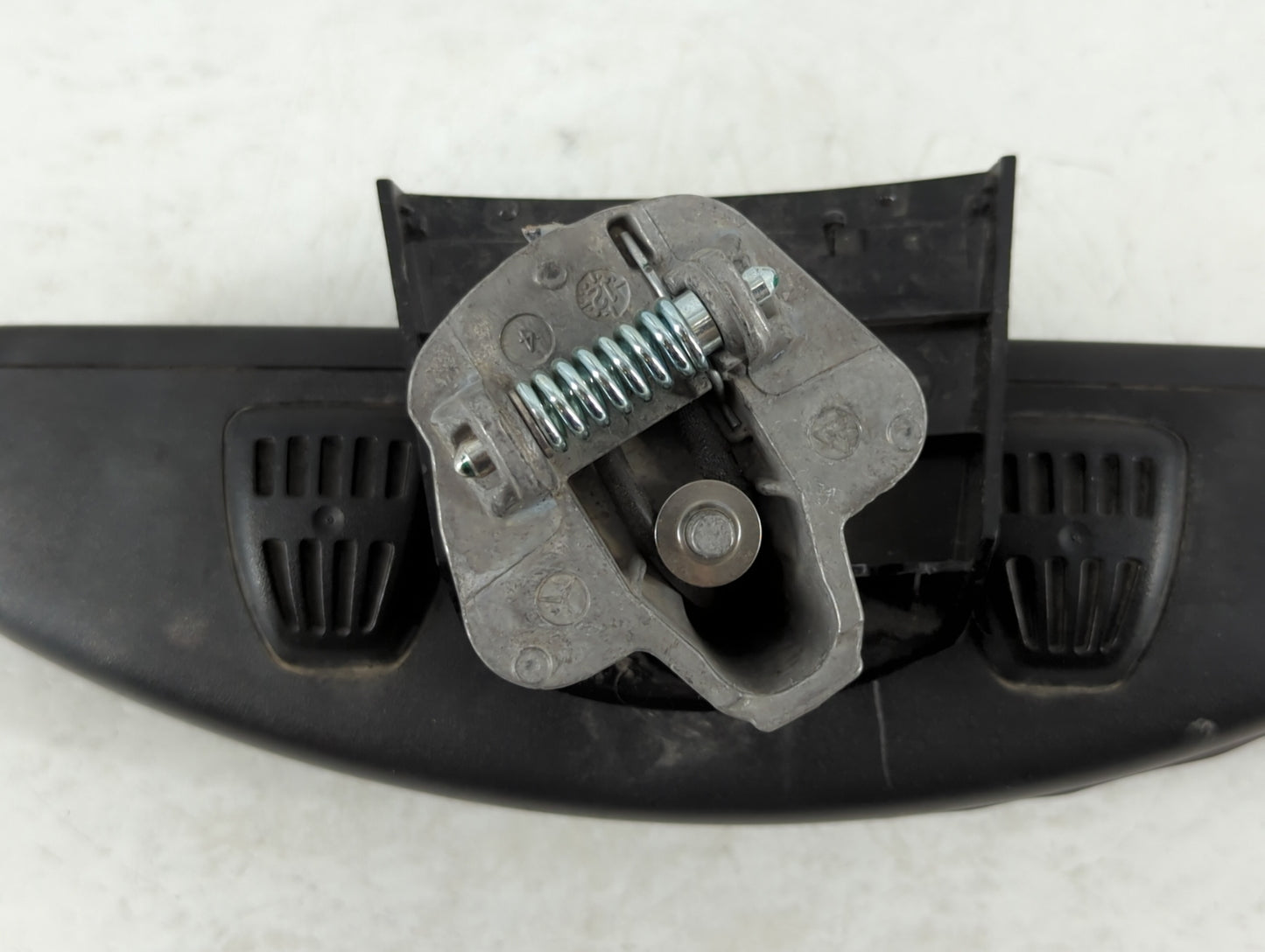2010-2014 Mercedes-Benz C250 Interior Rear View Mirror Replacement OEM P/N:E11026530 Fits OEM Used Auto Parts - Oemusedautop