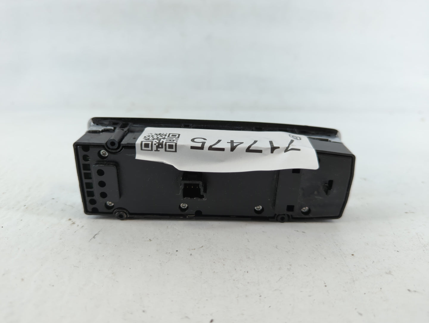 2013 Mercedes-Benz C250 Master Power Window Switch Replacement Driver Side Left P/N:A204 905 53 02 Fits OEM Used Auto Parts 