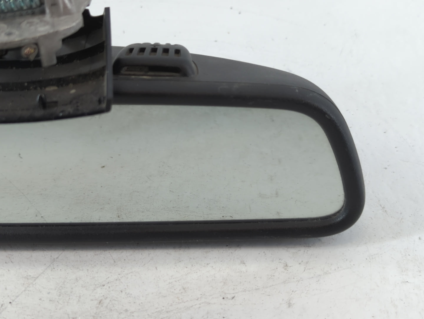 2010-2015 Mercedes-Benz C250 Interior Rear View Mirror Replacement OEM P/N:E11026530 Fits OEM Used Auto Parts - Oemusedautop