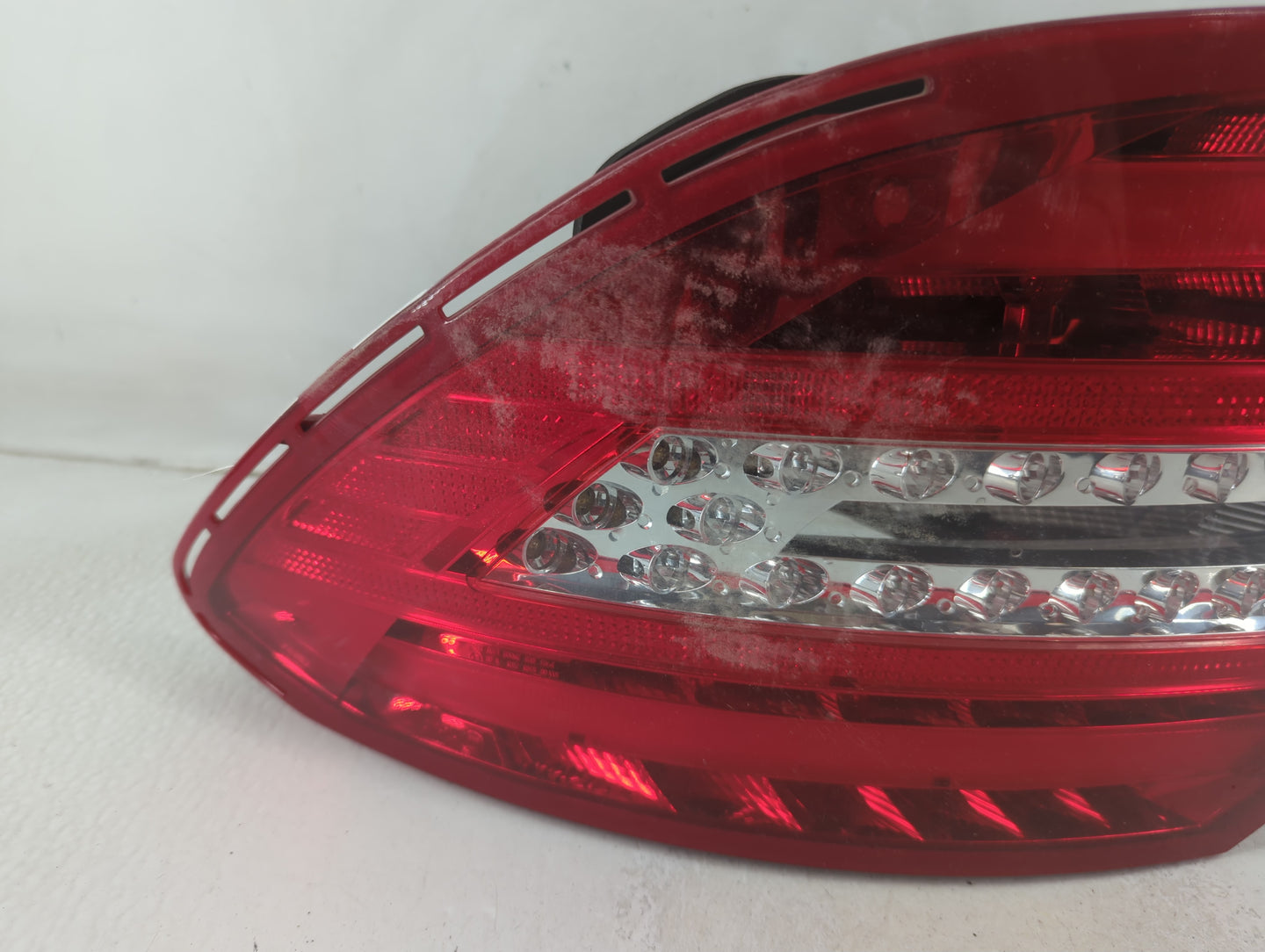 2012-2014 Mercedes-Benz C300 Tail Light Assembly Passenger Right OEM P/N:204 906 07 03 Fits Fits 2012 2013 2014 2015 OEM Use
