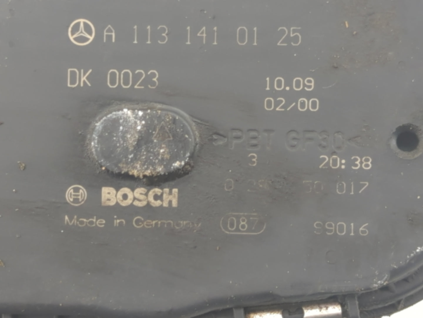 2008-2014 Mercedes-Benz C300 Throttle Body P/N:A 113 141 01 25 Fits Fits 2005 2006 2007 2008 2009 2010 2011 2012 2013 2014 O