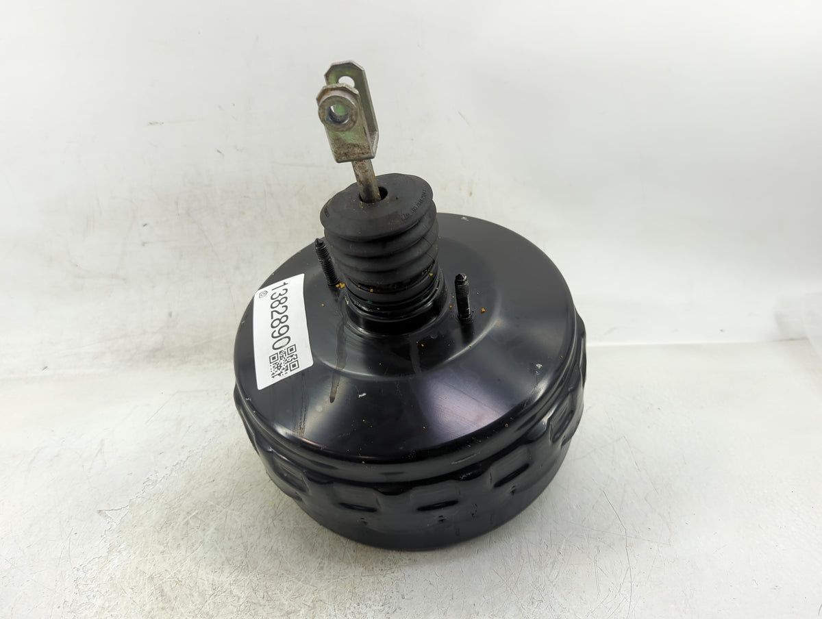Mercedes-benz C300 Power Brake Booster Oem 1382890 - Oemusedautoparts1.com