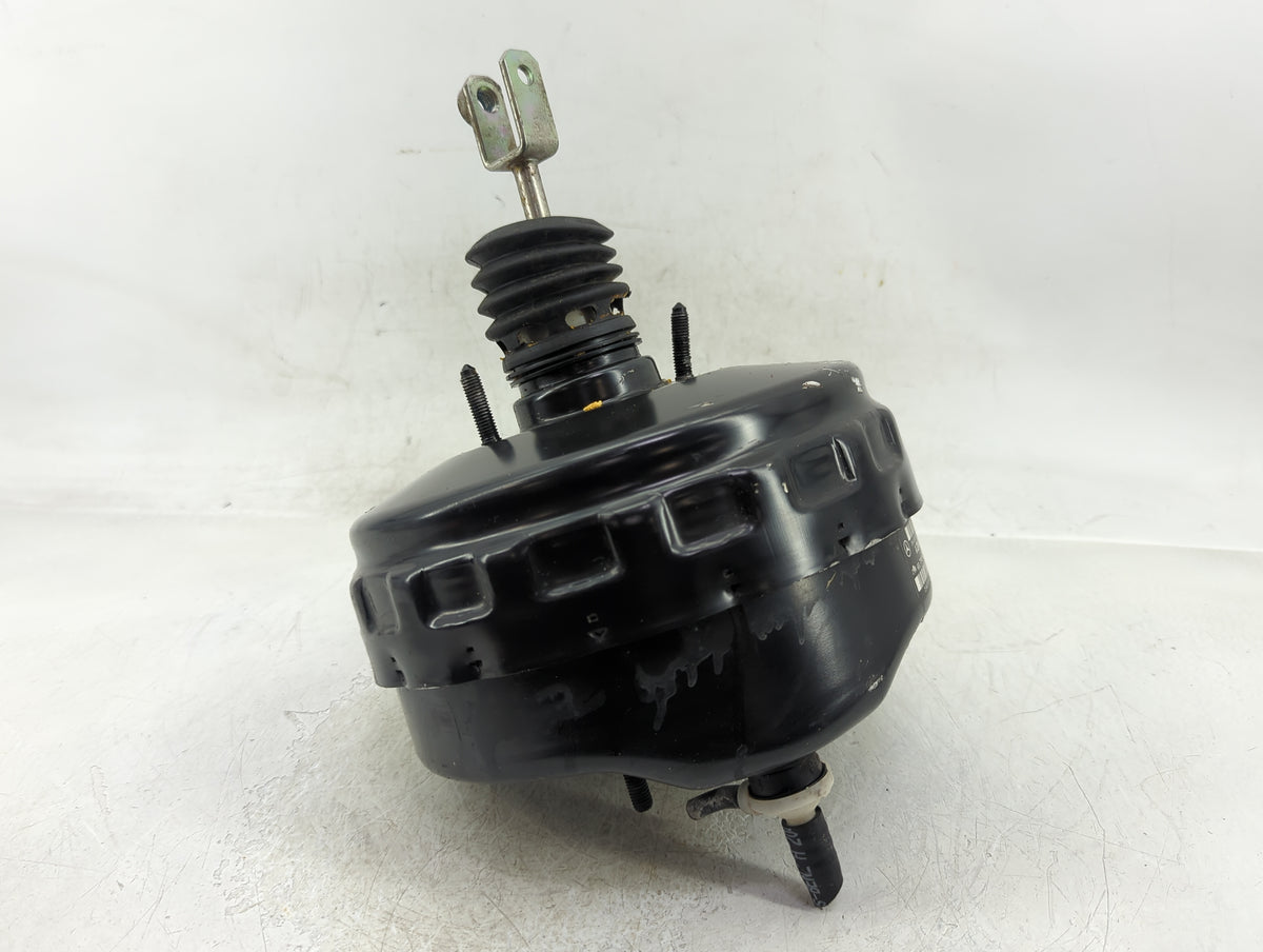 Mercedes-benz C300 Power Brake Booster Oem 1382890 - Oemusedautoparts1.com