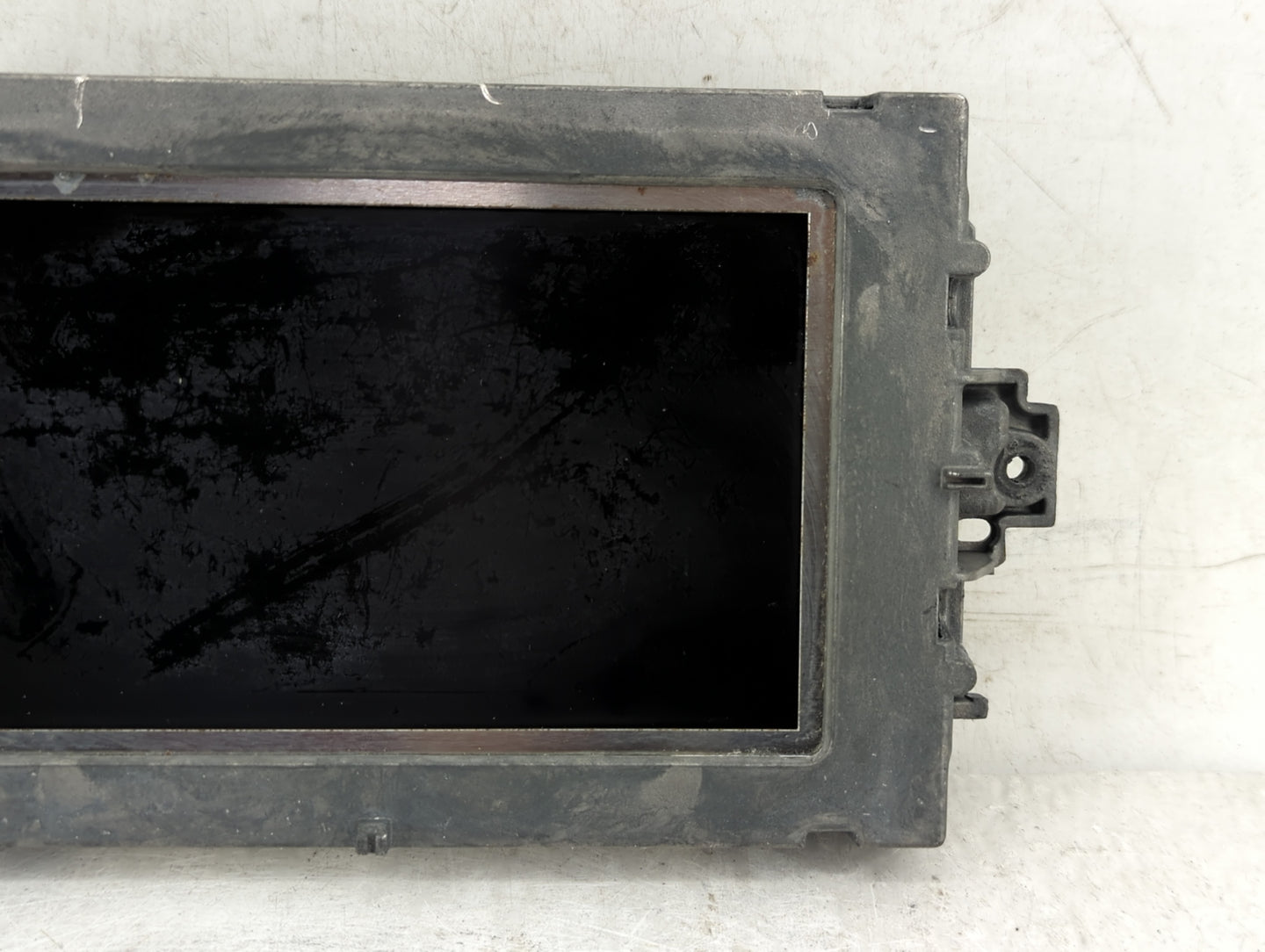 2012-2014 Mercedes-benz C300 Information Display Screen - Oemusedautoparts1.com