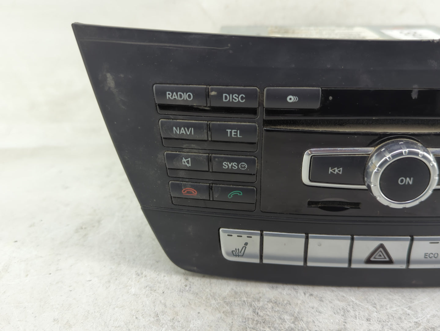 2013 Mercedes-Benz C300 Radio AM FM Cd Player Receiver Replacement Fits OEM Used Auto Parts - Oemusedautoparts1.com