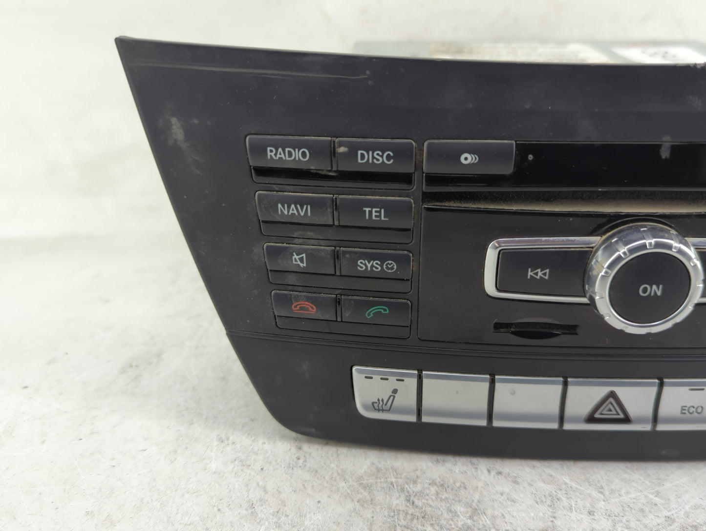 2013 Mercedes-Benz C300 Radio AM FM Cd Player Receiver Replacement Fits OEM Used Auto Parts - Oemusedautoparts1.com