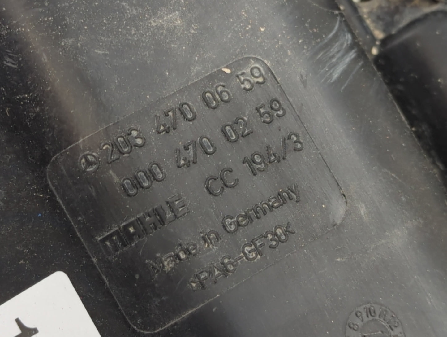 2013 Mercedes-benz C300 Fuel Vapor Charcoal Canister - Oemusedautoparts1.com