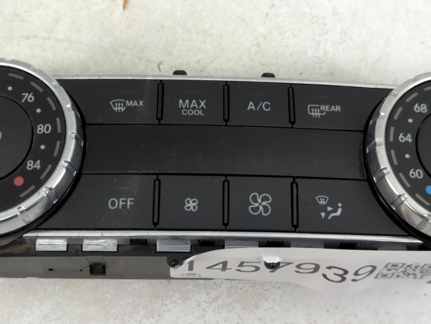 2013-2014 Mercedes-Benz C300 Climate Control Module Temperature AC/Heater Replacement P/N:A 204 900 68 08 Fits Fits 2013 201