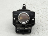 2012-2014 Mercedes-Benz C300 Radio AM FM Cd Player Receiver Replacement P/N:A 204 870 98 58 A 204 900 74 08 Fits OEM Used Au