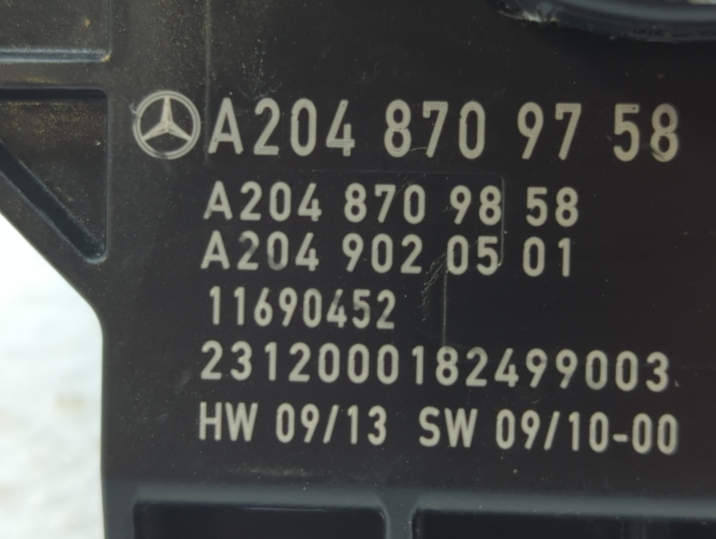 2012-2014 Mercedes-Benz C300 Radio AM FM Cd Player Receiver Replacement P/N:A 204 870 98 58 A 204 900 74 08 Fits OEM Used Au
