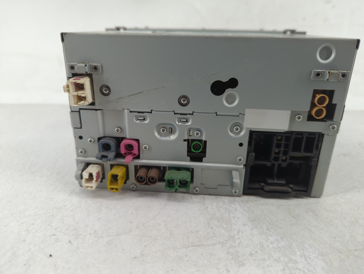 2013 Mercedes-Benz C350 Radio AM FM Cd Player Receiver Replacement P/N:A2049004911 Fits OEM Used Auto Parts - Oemusedautopar