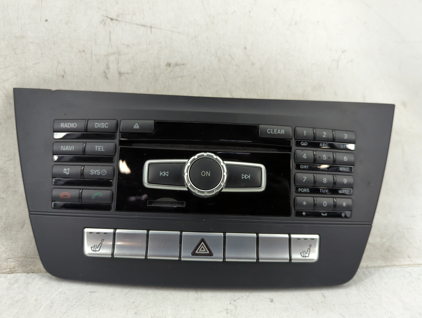 2013 Mercedes-Benz C350 Radio AM FM Cd Player Receiver Replacement P/N:A 204 905 96 01 Fits OEM Used Auto Parts - Oemusedaut