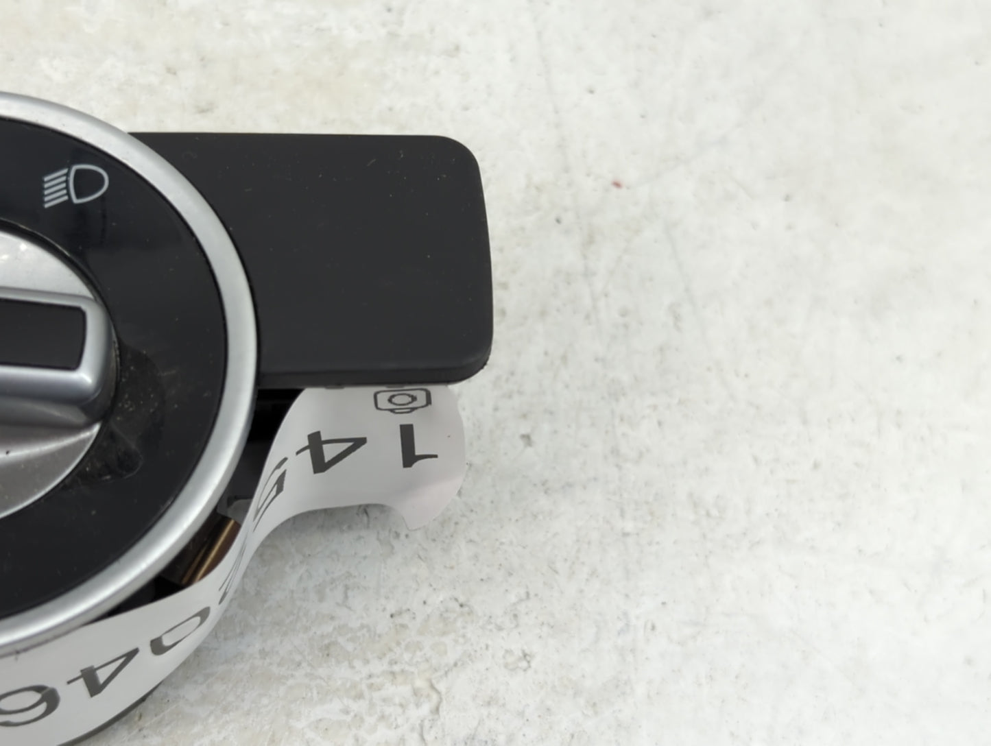 2013 Mercedes-benz E-class Headlight Head Light Switch Lamp Control - Oemusedautoparts1.com
