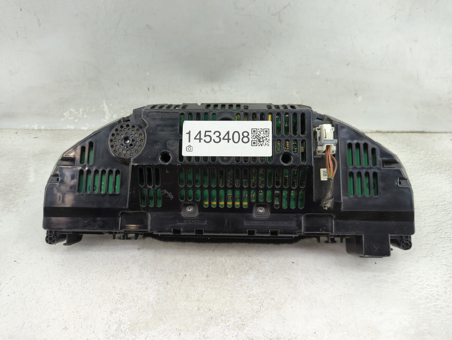 2013 Mercedes-Benz E-Class Instrument Cluster Speedometer Gauges P/N:A2C82046600 A2129001714 Miles:139K Fits Fits 2012 OEM U