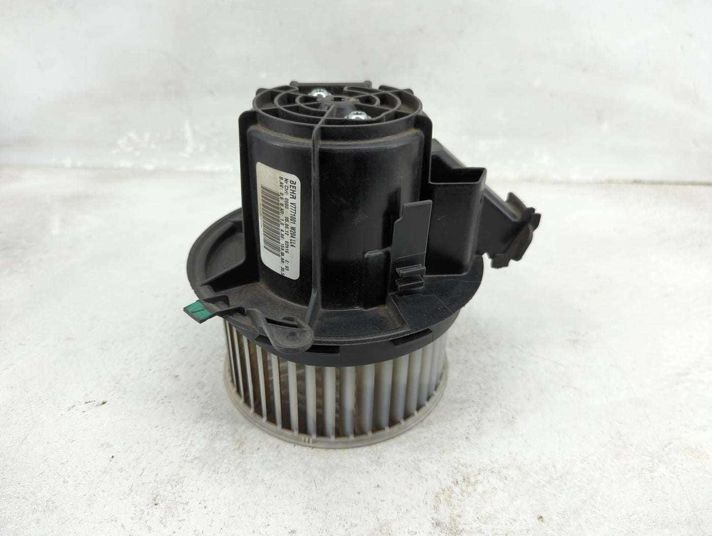 2013 Mercedes-Benz E-Class Heater AC Blower Motor P/N:V7777001 9409653 Fits Fits 2011 2012 2014 2015 2016 2017 2018 2019 202