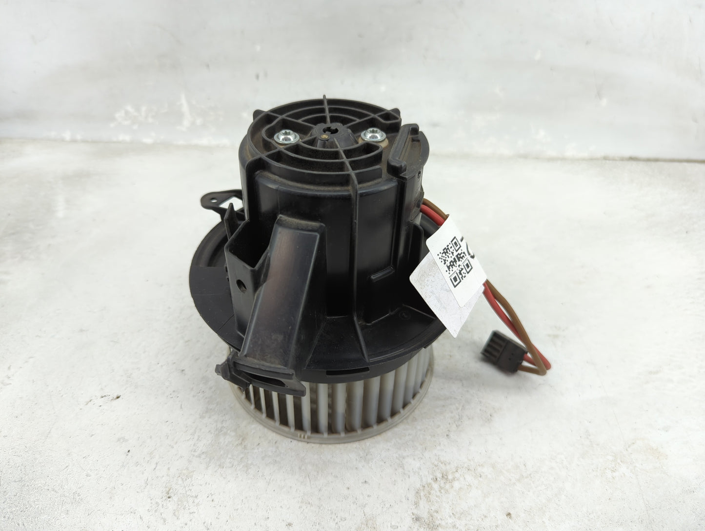 2013 Mercedes-Benz E-Class Heater AC Blower Motor P/N:V7777001 9409653 Fits Fits 2011 2012 2014 2015 2016 2017 2018 2019 202