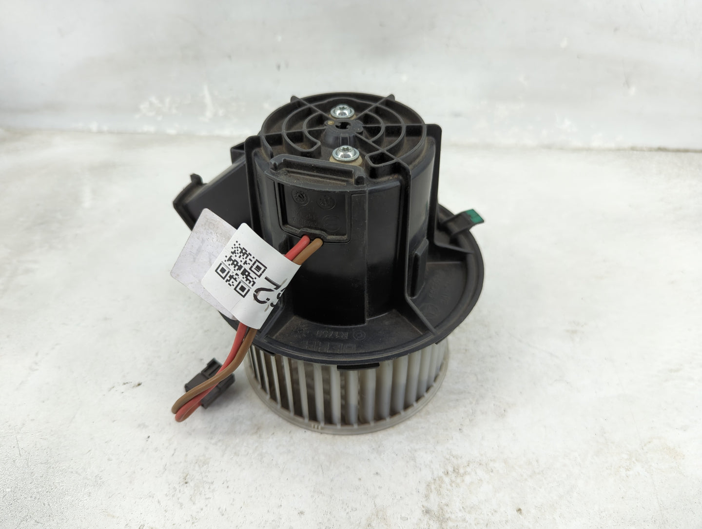 2013 Mercedes-Benz E-Class Heater AC Blower Motor P/N:V7777001 9409653 Fits Fits 2011 2012 2014 2015 2016 2017 2018 2019 202