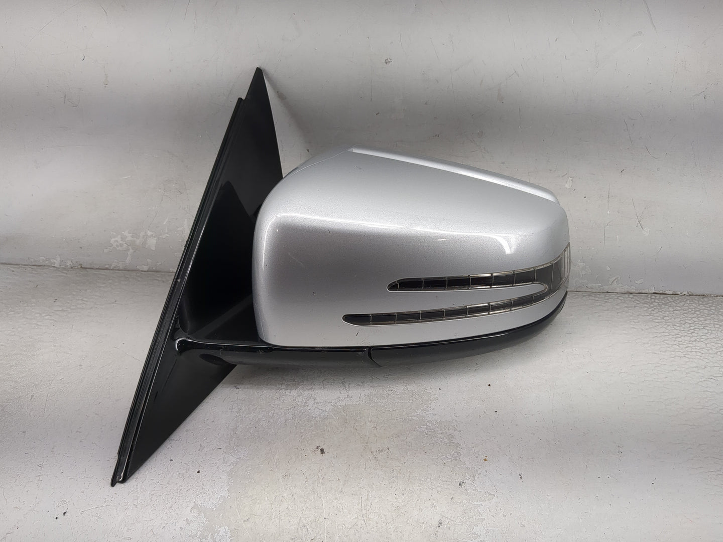 2013 Mercedes-Benz E-Class Driver Side View Mirror - Left Door Mirror OEM Used - Oemusedautoparts1.com