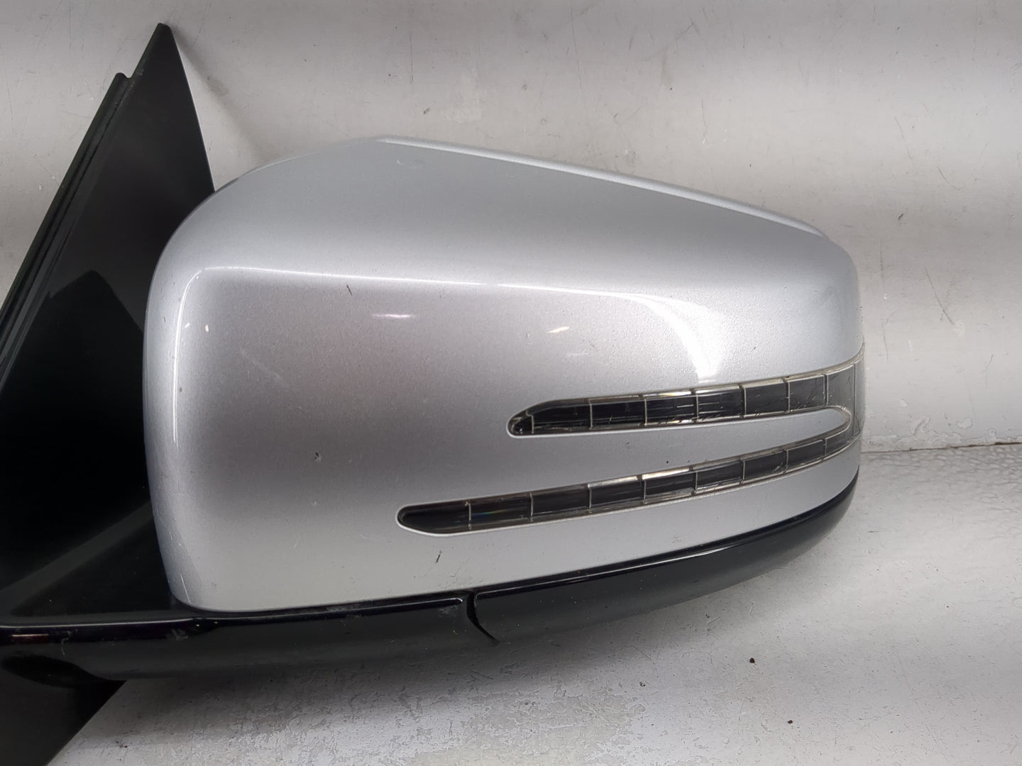 2013 Mercedes-Benz E-Class Driver Side View Mirror - Left Door Mirror OEM Used - Oemusedautoparts1.com