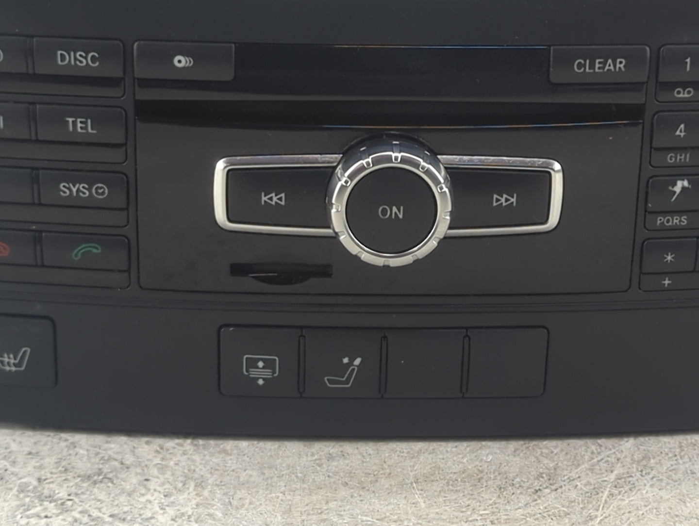 2013 Mercedes-Benz E-Class Radio AM FM Cd Player Receiver Replacement P/N:A2129005818 A2129012704, A1669027804 Fits OEM Used