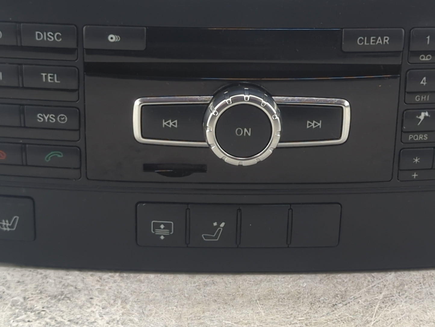 2013 Mercedes-Benz E-Class Radio AM FM Cd Player Receiver Replacement P/N:A2129005818 A2129012704, A1669027804 Fits OEM Used