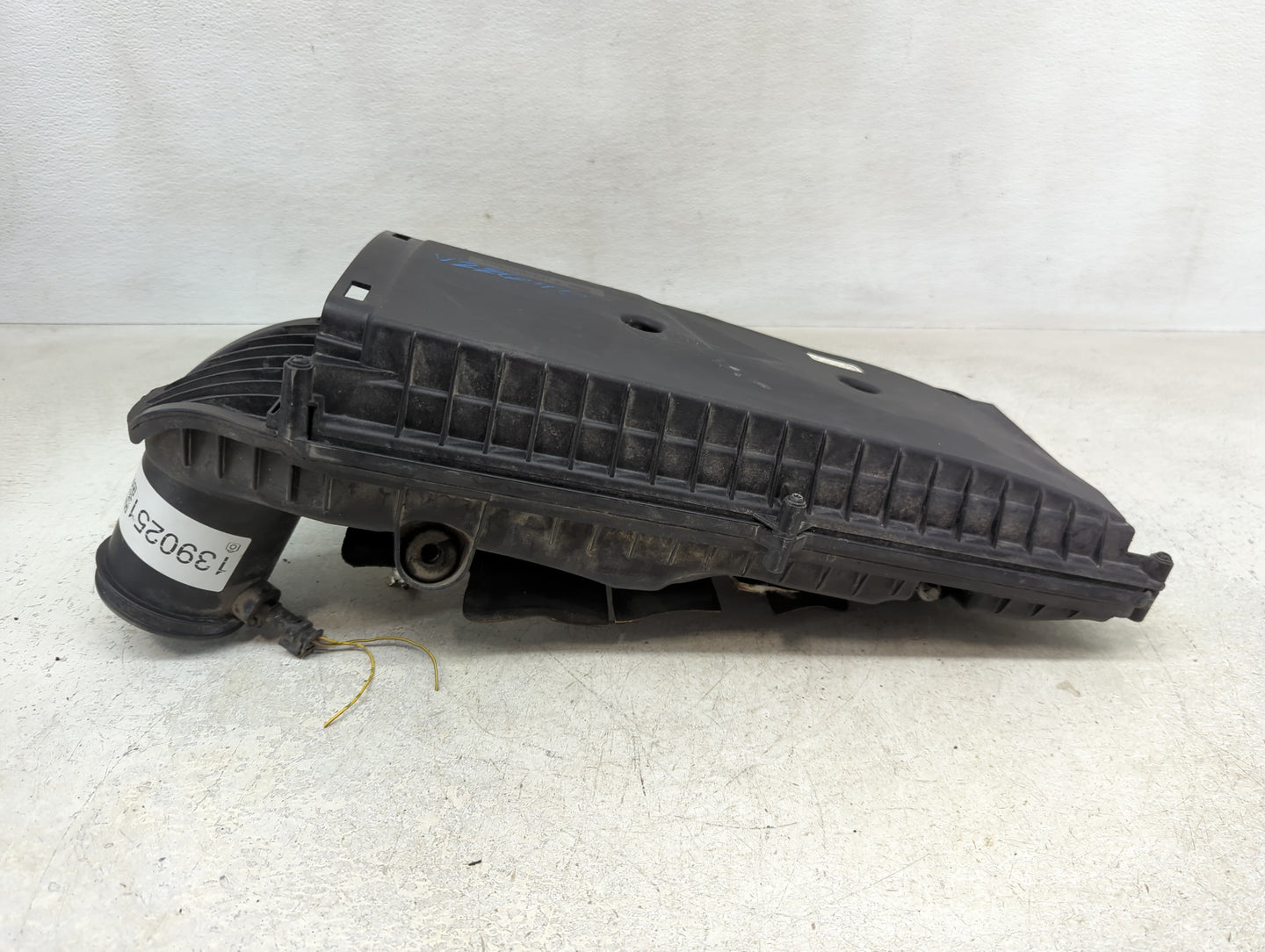Mercedes-benz E250 Air Cleaner Intake-duct Hose Tube - Oemusedautoparts1.com