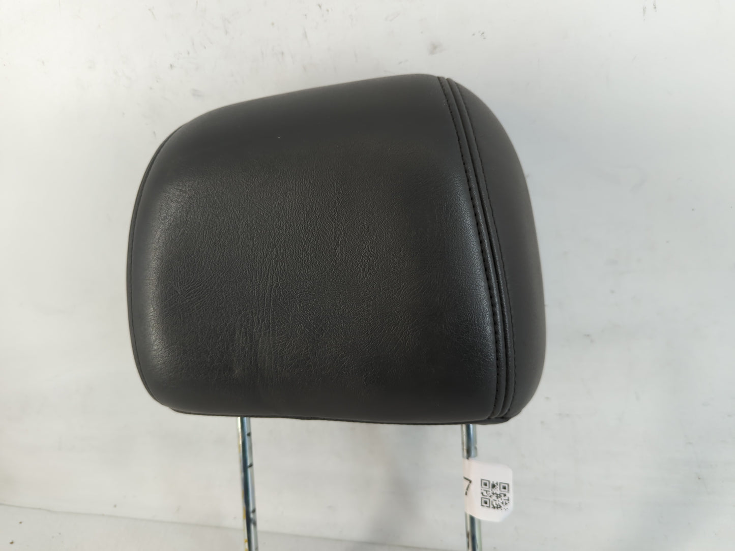 2013 Mercedes-Benz E300 Headrest Head Rest Front Driver Passenger Seat Fits OEM Used Auto Parts - Oemusedautoparts1.com