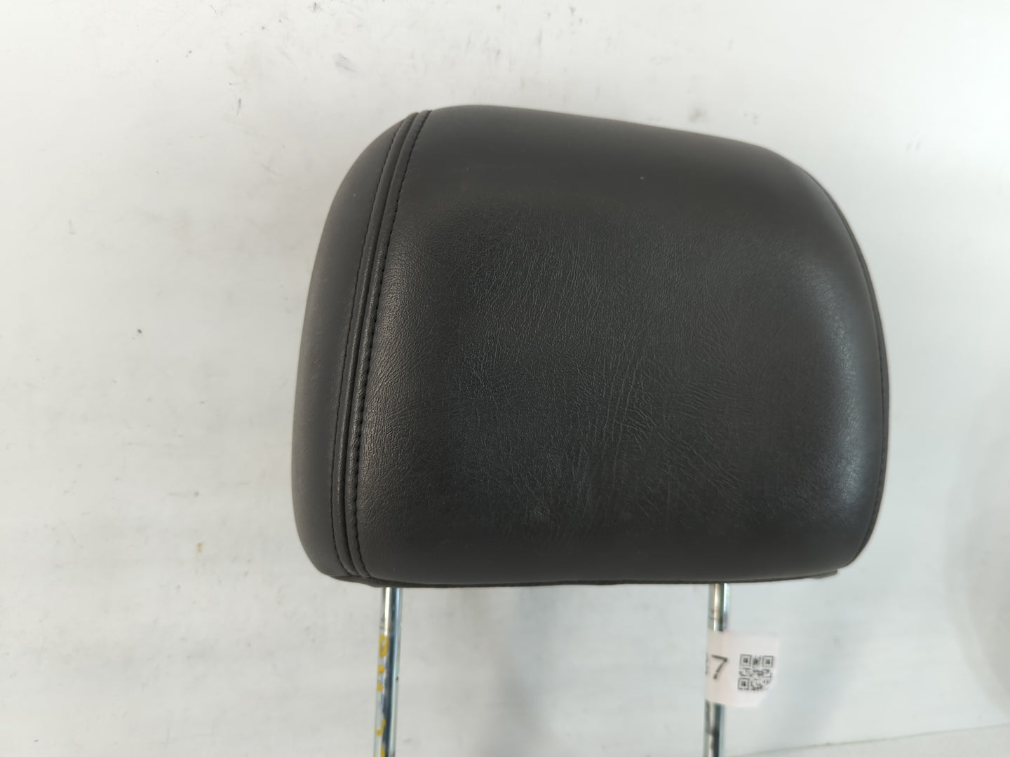 2013 Mercedes-Benz E300 Headrest Head Rest Front Driver Passenger Seat Fits OEM Used Auto Parts - Oemusedautoparts1.com