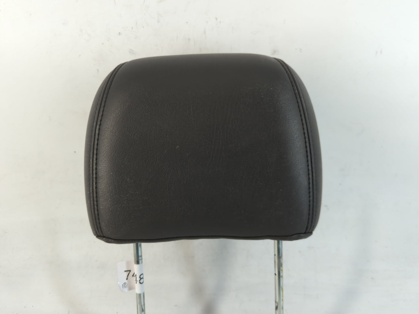 2013 Mercedes-Benz E300 Headrest Head Rest Front Driver Passenger Seat Fits OEM Used Auto Parts - Oemusedautoparts1.com
