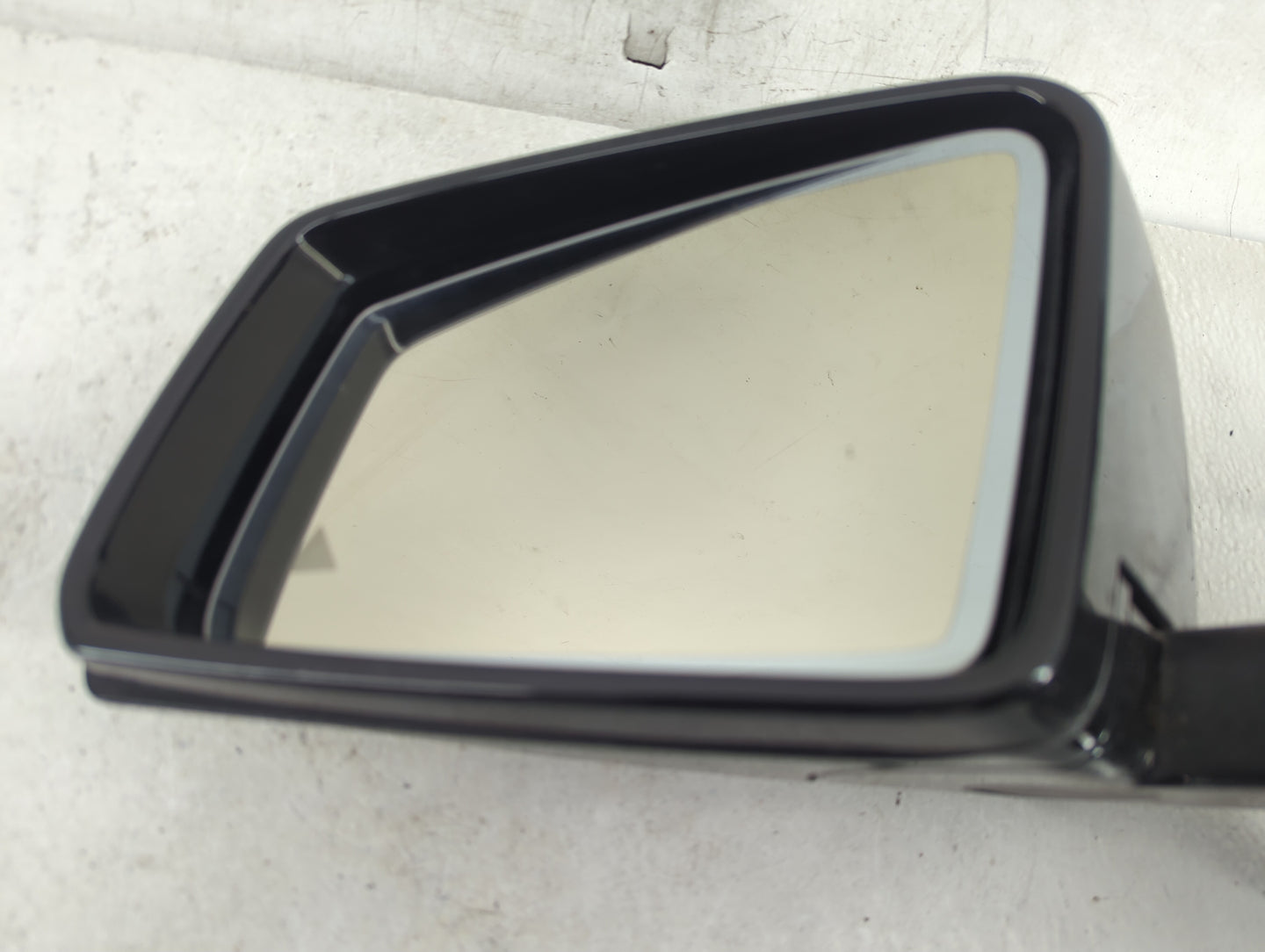 2011-2013 Mercedes-Benz E350 Driver Side View Mirror - Left Door Mirror OEM Used - Oemusedautoparts1.com