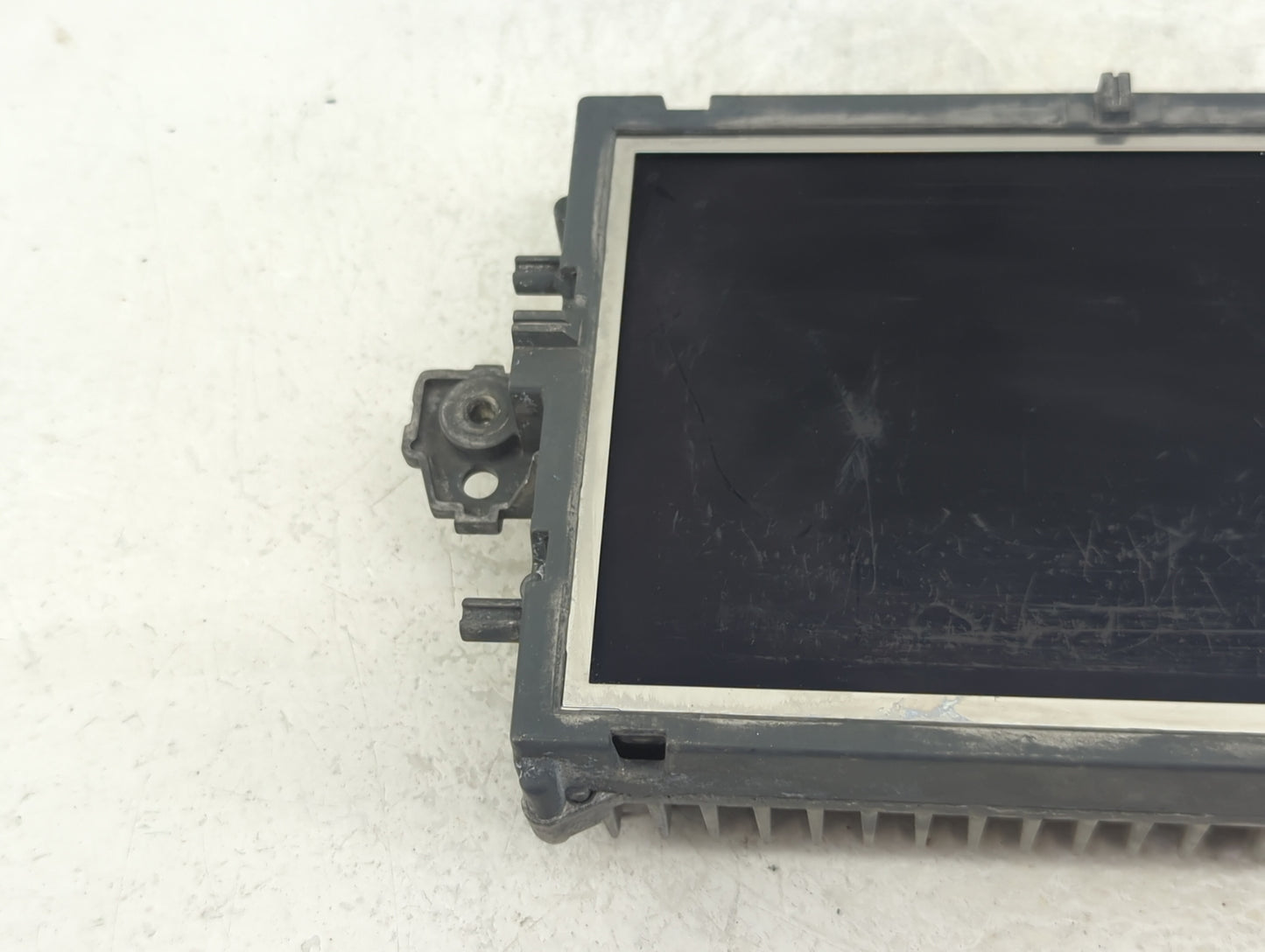 2012-2013 Mercedes-benz E350 Information Display Screen - Oemusedautoparts1.com
