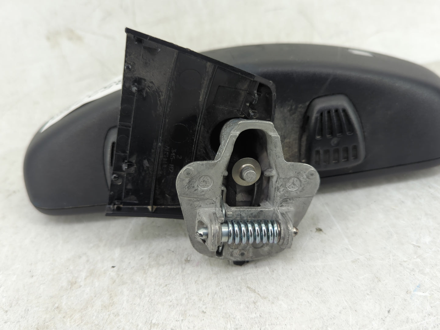 2013 Mercedes-Benz E350 Interior Rear View Mirror Replacement OEM Fits OEM Used Auto Parts - Oemusedautoparts1.com