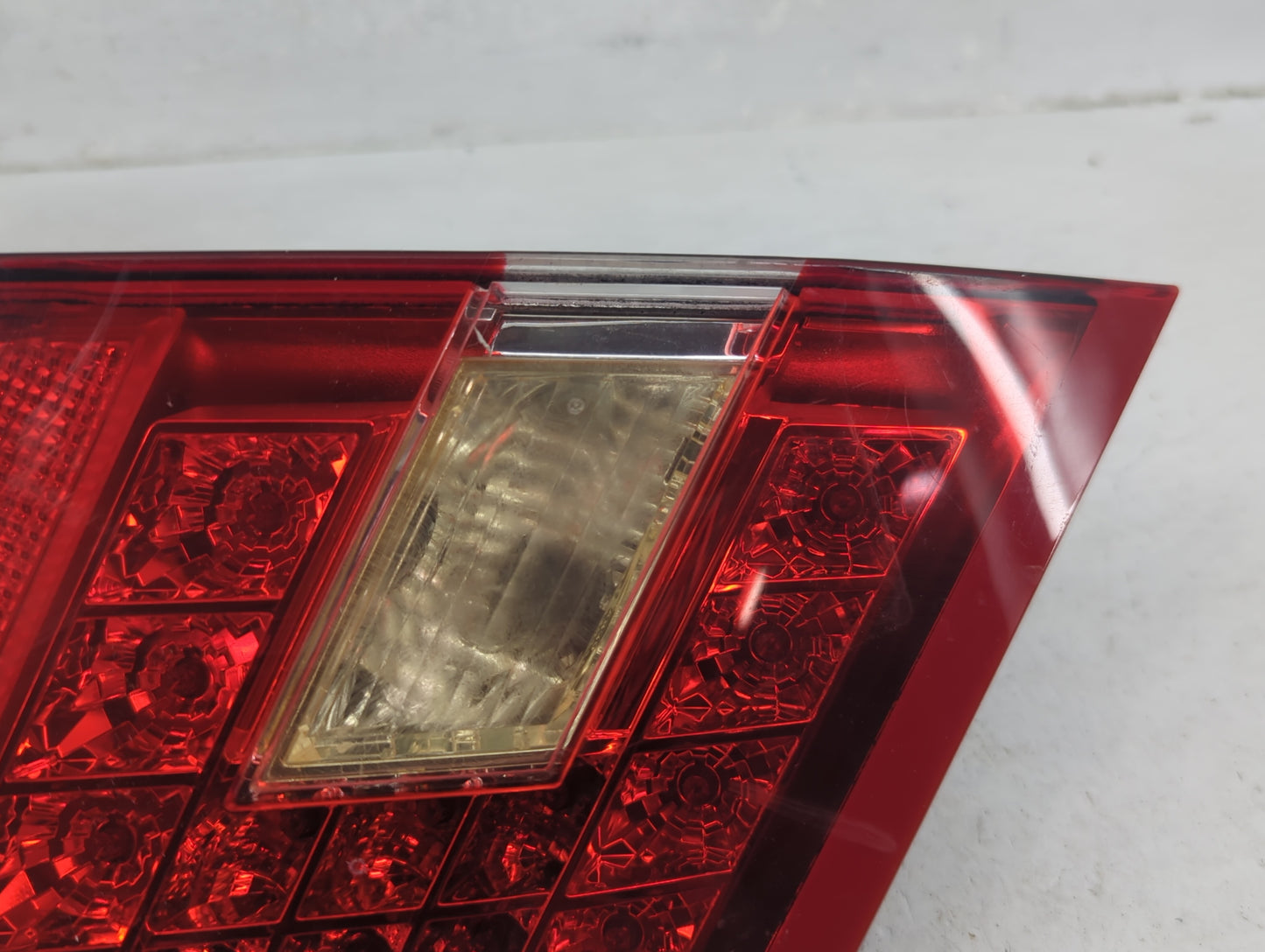 2010-2013 Mercedes-Benz E350 Tail Light Assembly Driver Left OEM P/N:A046317 Fits Fits 2010 2011 2012 2013 OEM Used Auto Par
