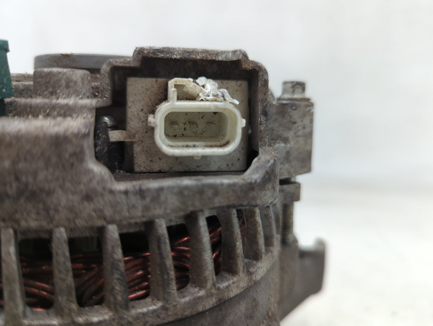 2012-2016 Mercedes-Benz E350 Alternator Replacement Generator Charging Assembly Engine OEM Fits OEM Used Auto Parts - Oemuse