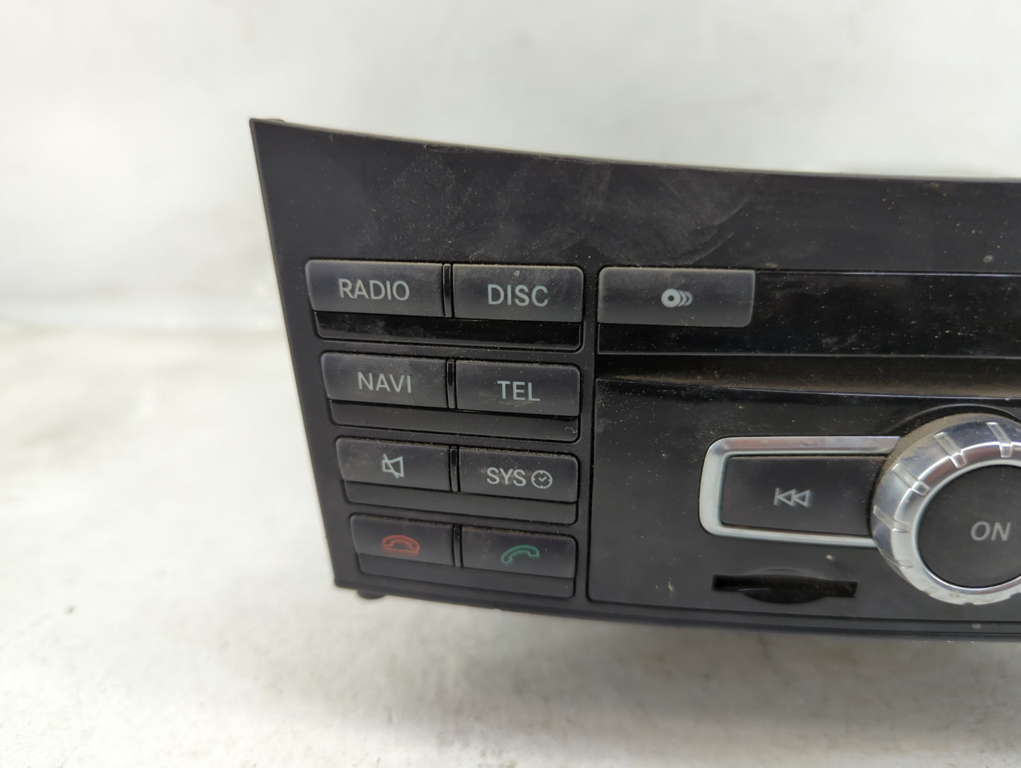 2013 Mercedes-Benz E350 Radio AM FM Cd Player Receiver Replacement P/N:A 212 900 90 16 Fits OEM Used Auto Parts - Oemusedaut