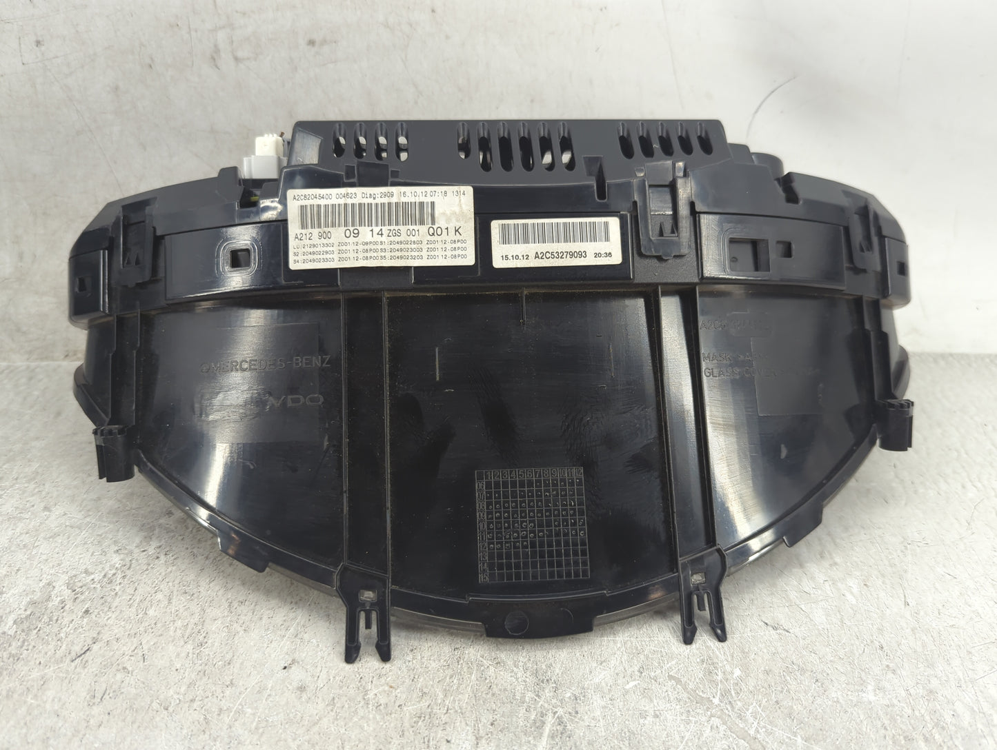 2013 Mercedes-Benz E350 Instrument Cluster Speedometer Gauges P/N:A2C53279093 Miles: Fits Fits 2012 OEM Used Auto Parts - Oe